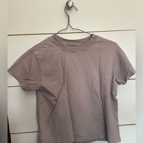 Brandy Melville T-shirt - Picture 1 of 2